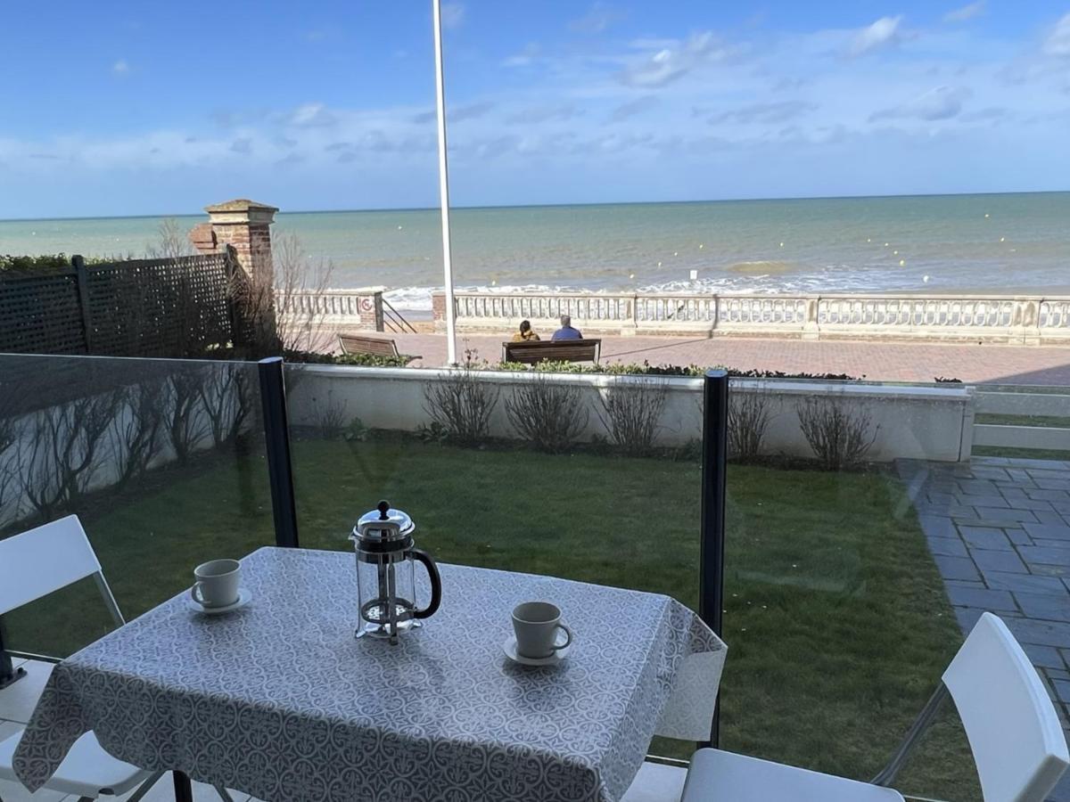 Studio En Centre-Ville De Cabourg Avec Balcon Et Parking - Fr-1-487-345 Exteriör bild