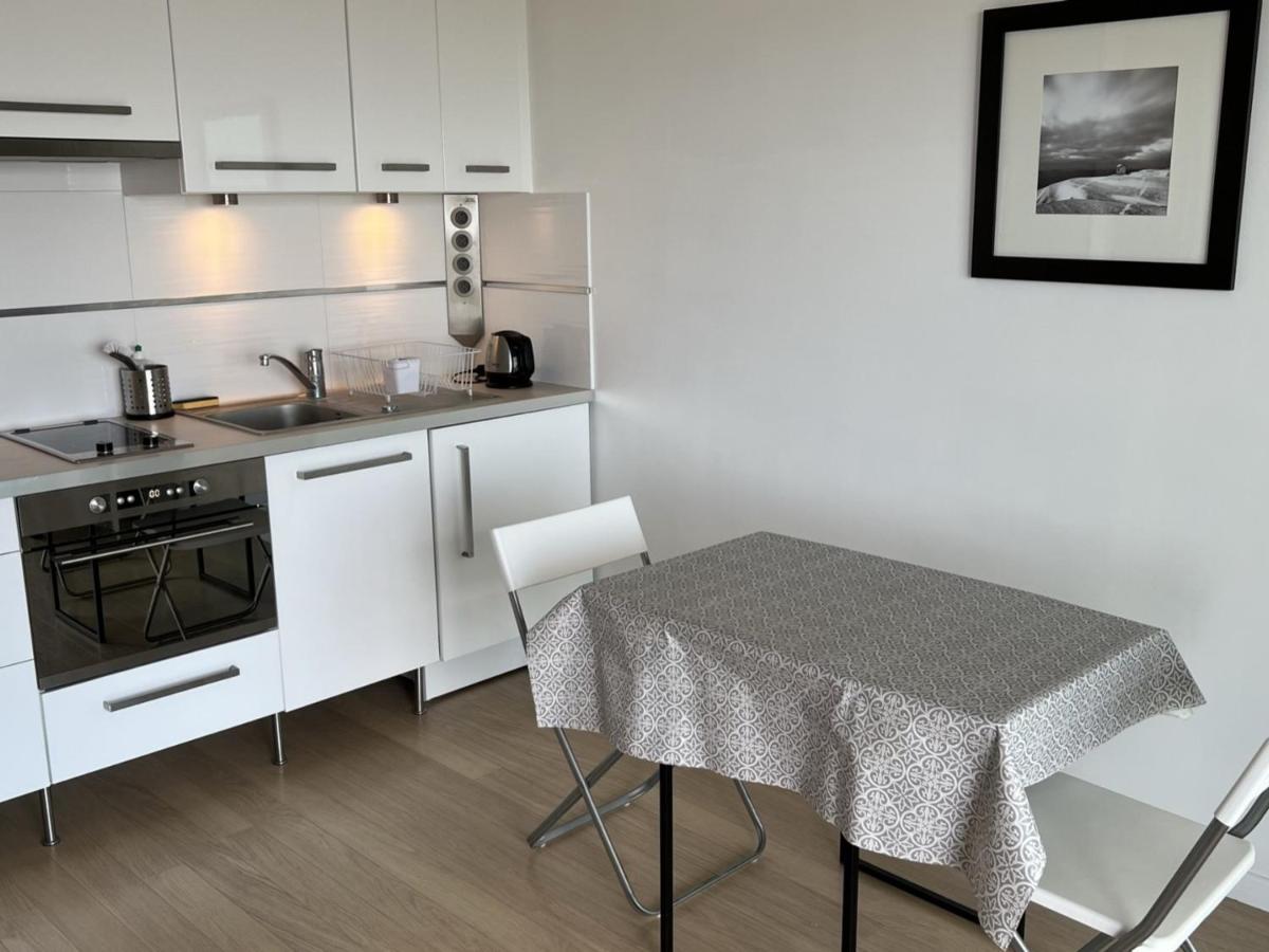 Studio En Centre-Ville De Cabourg Avec Balcon Et Parking - Fr-1-487-345 Exteriör bild